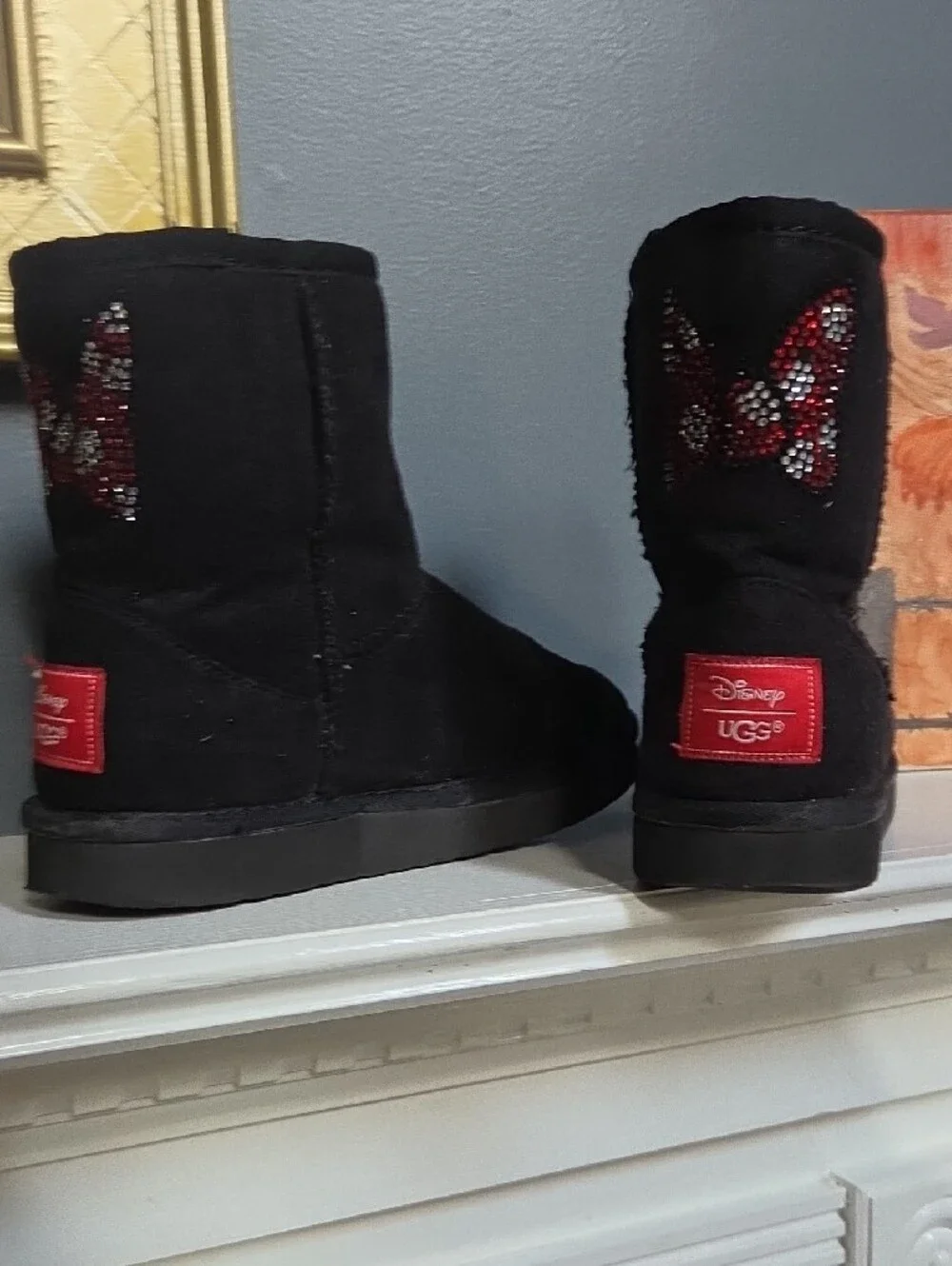 Disney X Ugg INSPIRED Girls boots Size 2